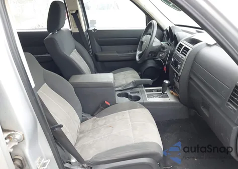 2007 Dodge Nitro Sxt from USA, damaged, VIN 1D8GU28KX7W664576